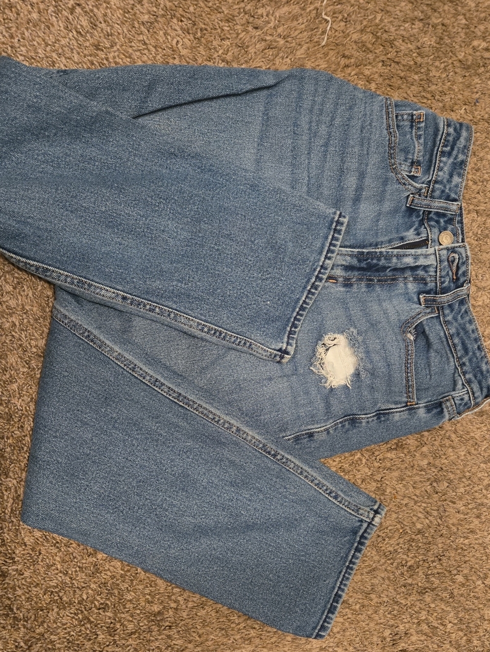 Hollister Light Blue Straight-Leg Distressed Jeans